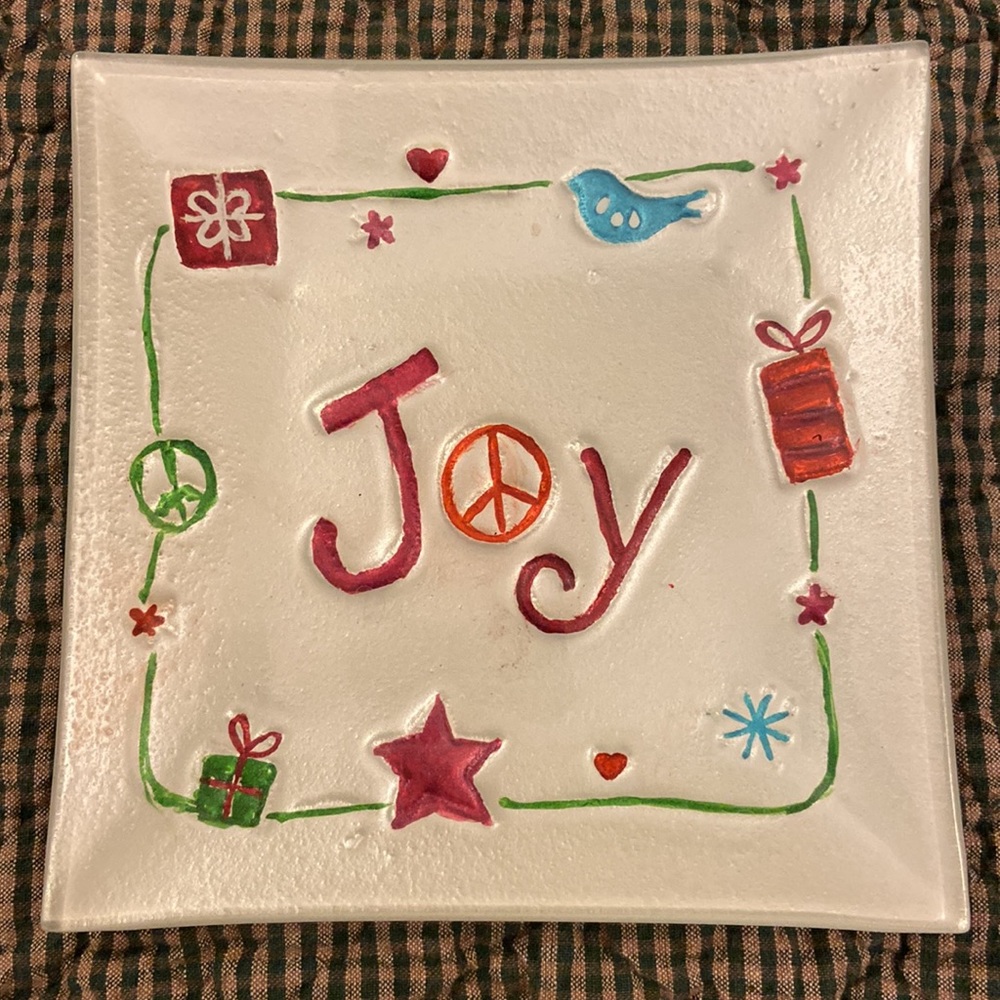 Set of 3 Holiday Plates LOVE HOPE JOY - Picture 2 of 10